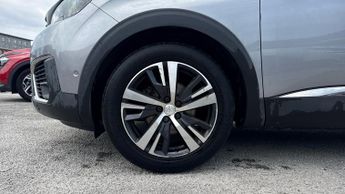 Peugeot 5008 1.2 PureTech Allure 5dr EAT8 (Navigation)(Rear Camera)(Cruise Co