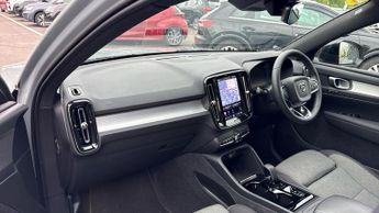 Volvo XC40 2.0 B3P Plus Dark 5dr Auto (Navigation)(Cruise Control/Speed Lim
