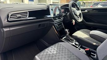 Volkswagen T Roc 2.0 TSI 190hp 4MOTION R-Line 5dr DSG Auto with Carplay  4WD  Cli