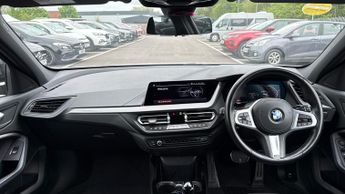 BMW 1 Series 118i (136) M Sport 5dr Step Auto (LCP)(Navigation)(Front/Rear Pa