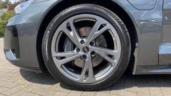 Audi e-tron GT 390kW Quattro 93kWh 4dr Auto