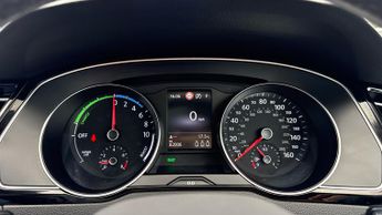 Volkswagen Passat 1.4 TSI PHEV GTE 5dr DSG Auto with Leather  Adaptive Cruise and 