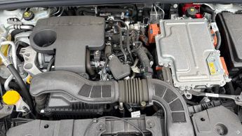 Renault Captur 1.6 E-Tech PHEV 160 Techno 5dr Auto (Climate Control)(Navigation