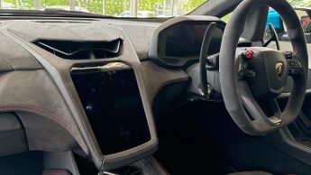 Lamborghini Temerario 4.0T V8 PHEV 2dr Auto