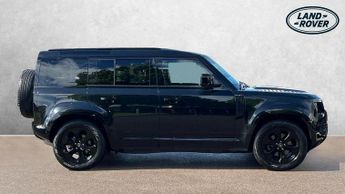 Land Rover Defender 3.0 D250 X-Dynamic SE 110 5dr Auto With Heated Front Seats and 3