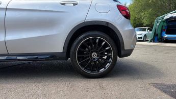 Mercedes-Benz GLA-Class GLA 220d 4Matic AMG Line Premium 5dr Auto with Rear Camera  Priv
