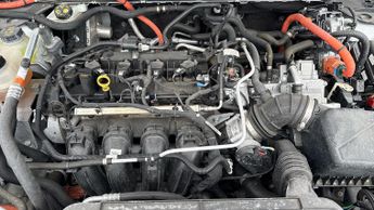 Ford Kuga 2.5 FHEV ST-Line X Edition 5dr CVT (Front/Rear Parking Sensors)(