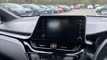 Toyota CHR 1.8 Hybrid Icon CVT (Rear Parking Camera)(Adaptive Cruise Contro