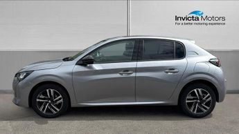 Peugeot 208 1.2 PureTech 100 Allure Premium + 5dr EAT8 (Rear Parking Camera)
