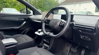 MG MG4 EV 150kW SE EV Long Range 64kWh 5dr Auto with 1 Owner  Adaptive Cru