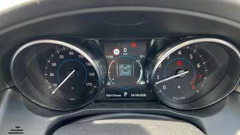 Jaguar XF 2.0i Portfolio Meridian Sound System