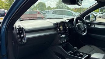 Volvo XC40 1.5 T4 Recharge PHEV Plus Dark 5dr Auto