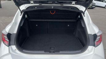 Toyota Corolla 1.8 VVT-i Hybrid Icon Tech 5dr CVT