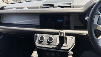 Land Rover Defender 2.0 D240 HSE 110 5dr Auto