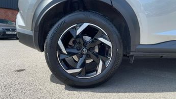 Nissan Juke 1.0 DiG-T 114 N-Connecta 5dr DCT