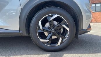 Nissan Juke 1.0 DiG-T 114 N-Connecta 5dr DCT