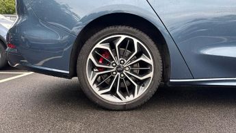 Ford Focus 1.0 EcoBoost mHEV ST-Line X 5dr Auto (Wireless Charger)(Front/Re