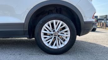 Volkswagen T Roc 1.5 TSI Life 5dr DSG (Navigation)(Park Assist)(Dual Zone Climate