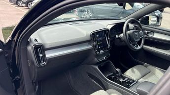 Volvo XC40 2.0 B3P Plus Dark 5dr Auto (Navigation)(Cruise Control/Speed Lim