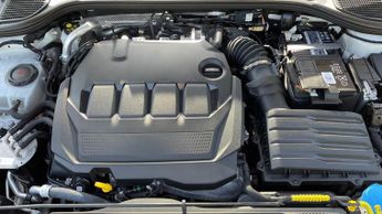 Volkswagen Golf 2.0 TDI 200 GTD 5dr DSG