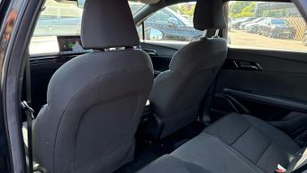 MG MG4 EV 125kW SE EV 51kWh 5dr Auto (Rear Parking Sensors)(Apple Carplay/