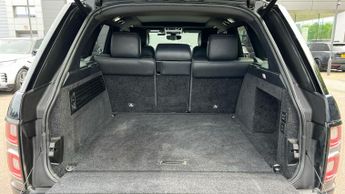 Land Rover Range Rover 4.4 SDV8 Vogue 4dr Auto With Heated Front and Rear Seats and Fix