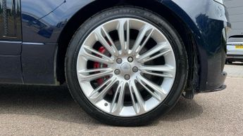 Land Rover Range Rover 4.4 SDV8 Vogue 4dr Auto With Heated Front and Rear Seats and Fix
