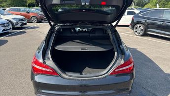 Mercedes-Benz CLA-Class CLA 200 AMG Line Night Edition Plus 5dr Auto (Panoramic Glass Ro