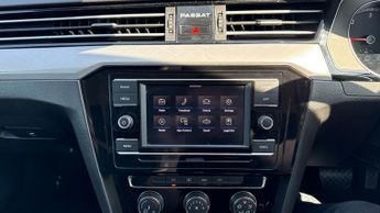 Volkswagen Passat 1.6 TDI SE 5dr DSG (Front/Rear Parking Sensors)(LED Headlights)