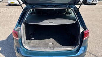 Volkswagen Passat 1.6 TDI SE 5dr DSG (Front/Rear Parking Sensors)(LED Headlights)