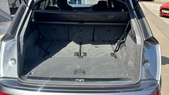 Audi Q7 SQ7 TFSI Quattro Black Edition 5dr Tiptronic