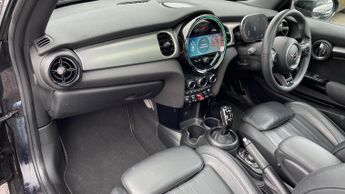 Mini Hatch 1.5 Cooper Exclusive 3dr Auto