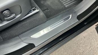 Land Rover Range Rover Velar 2.0 D200 R-Dynamic SE 5dr Auto