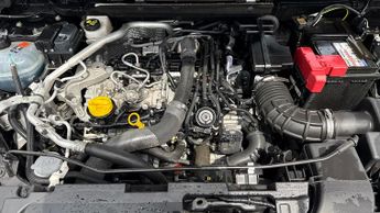 Nissan Qashqai 1.3 DiG-T MH 158 N-Connecta 5dr Xtronic (Panoramic Glass Roof)(3