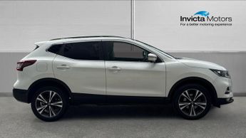 Nissan Qashqai 1.3 DiG-T 160 (157) N-Connecta 5dr DCT (Panoramic Glass Roof)(36