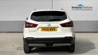 Nissan Qashqai 1.3 DiG-T 160 (157) N-Connecta 5dr DCT (Panoramic Glass Roof)(36