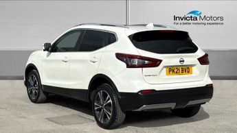 Nissan Qashqai 1.3 DiG-T 160 (157) N-Connecta 5dr DCT (Panoramic Glass Roof)(36