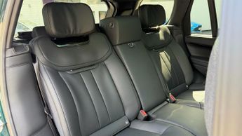 Land Rover Range Rover 4.4 P530 V8 SV 4dr Auto