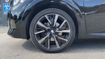 Peugeot 208 1.2 PureTech 100 GT 5dr EAT8