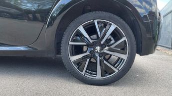 Peugeot 208 1.2 PureTech 100 GT 5dr EAT8