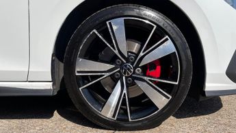 Volkswagen Golf 2.0 TDI 200 GTD 5dr DSG