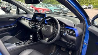 Toyota CHR 1.8 Hybrid Dynamic 5dr CVT (Front/Rear Parking Sensors)(Navigati