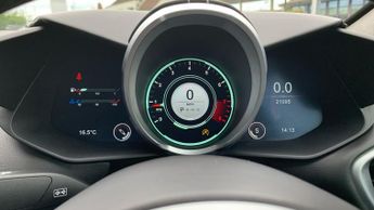 Aston Martin Vantage 2dr ZF 8 Speed