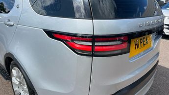 Land Rover Discovery 3.0 SDV6 HSE Luxury 5dr Auto With Climate Seats and Sliding Pano