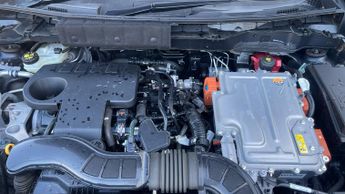 Nissan Juke 1.6 Hybrid N-Connecta 5dr Auto
