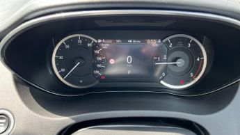 Jaguar E-PACE 2.0 D200 R-Dynamic SE 5dr Auto - 20 inch Black Alloys - 