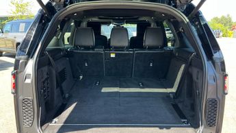 Land Rover Discovery 3.0 SD6 HSE Luxury 5dr Auto With Climate Seats and Sliding Panor