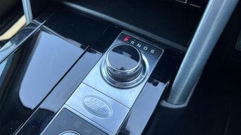 Land Rover Discovery 3.0 SD6 HSE Luxury 5dr Auto With Climate Seats and Sliding Panor