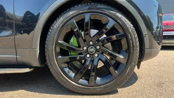 Land Rover Discovery 3.0 SD6 HSE Luxury 5dr Auto With Climate Seats and Sliding Panor