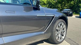 Aston Martin DBX V8 550 5dr Touchtronic